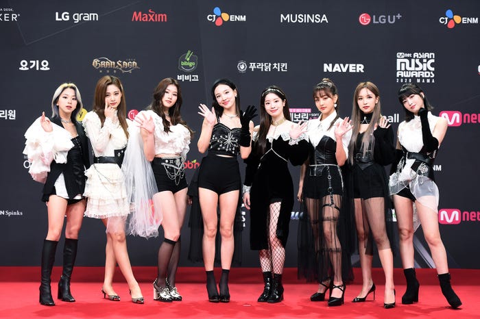 TWICE (C)CJENMCo.,Ltd,AllRightsReserved.