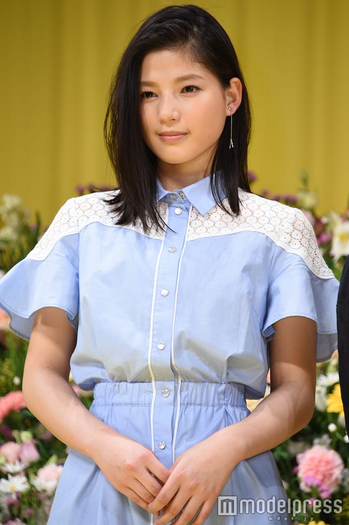 石井杏奈(C)モデルプレス