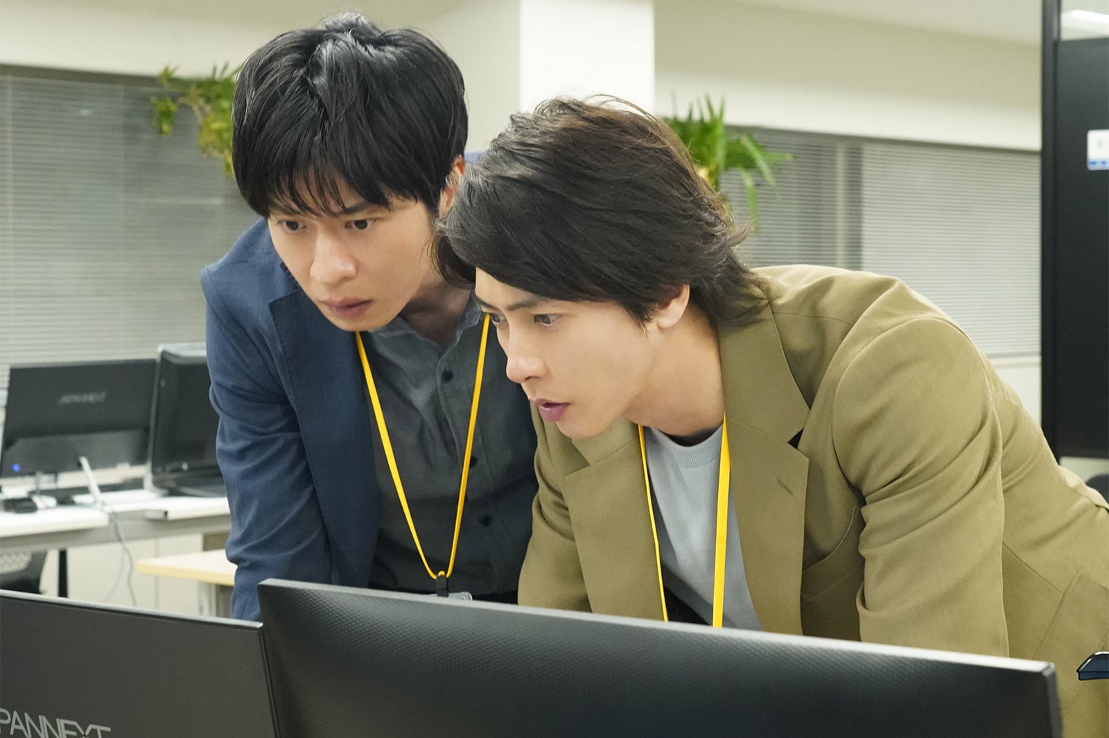 田中圭「ブルーモーメント」“事前告知なし”サプライズ登場 山下智久の幼馴染役で9年ぶり共演