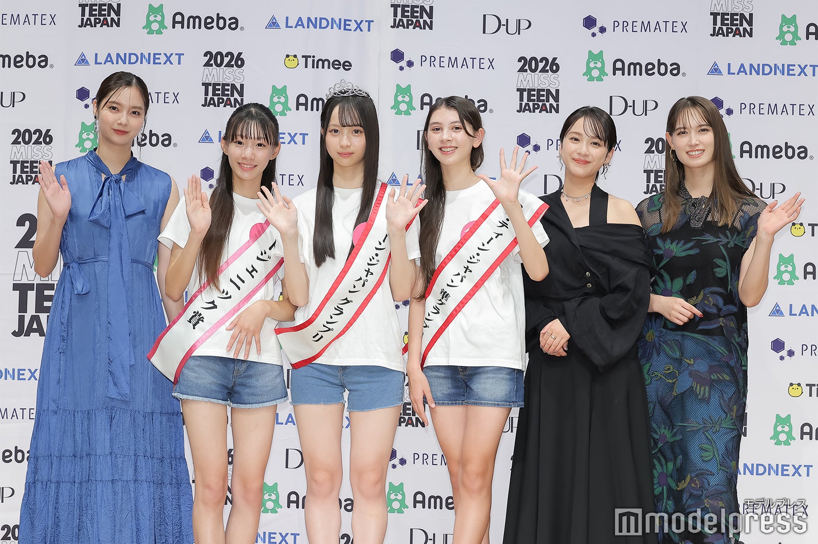 新川優愛、中尾明彩さん、上野真子さん、池之内琉羽さん、平祐奈、トラウデン直美（C）モデルプレス