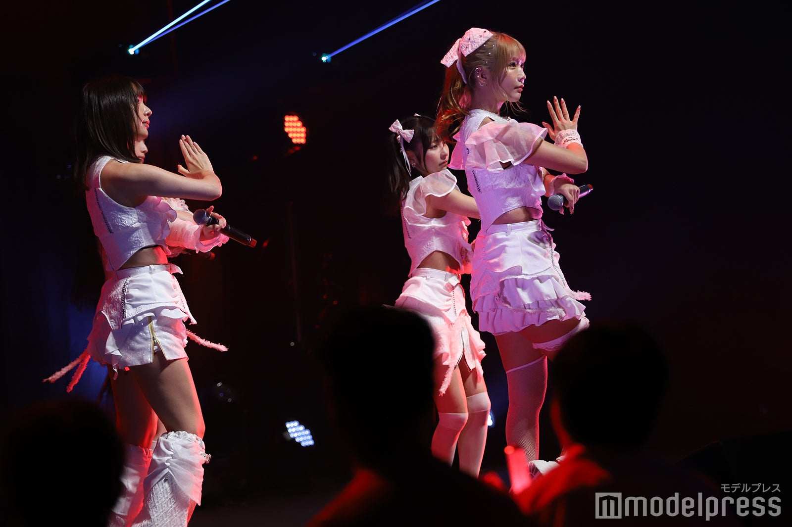 #2i2（C）モデルプレス