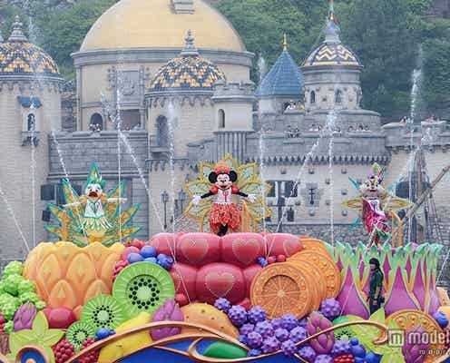 ディズニーシーを満喫!今だけのショーやフード、グッズ…常夏の楽園をとことん楽しむ<写真特集>