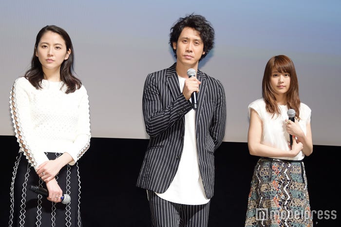 (左から)長澤まさみ、大泉洋、有村架純(C)モデルプレス