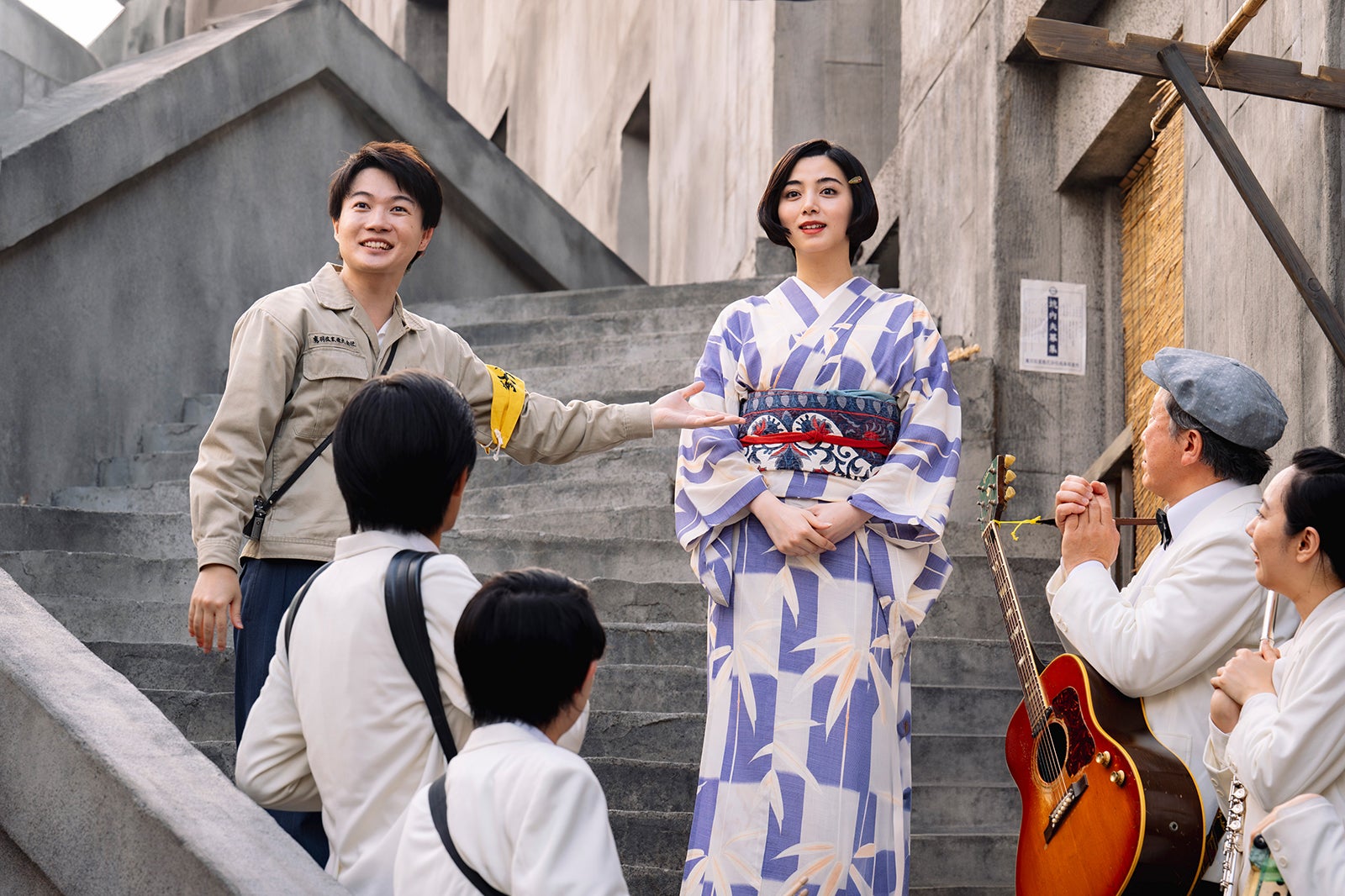 (画像52/71) 日曜劇場「海に眠るダイヤモンド」初回、“冒頭13分”タイトルバックの演出が話題「引き込まれる」「圧倒的映像美」 モデルプレス