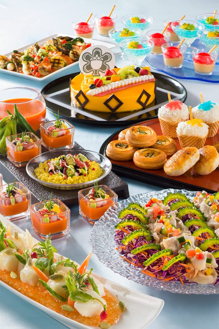 「シャーウッドガーデン・レストラン」“ディズニー夏祭り”ランチブッフェ/ディナーブッフェ (C)Disney