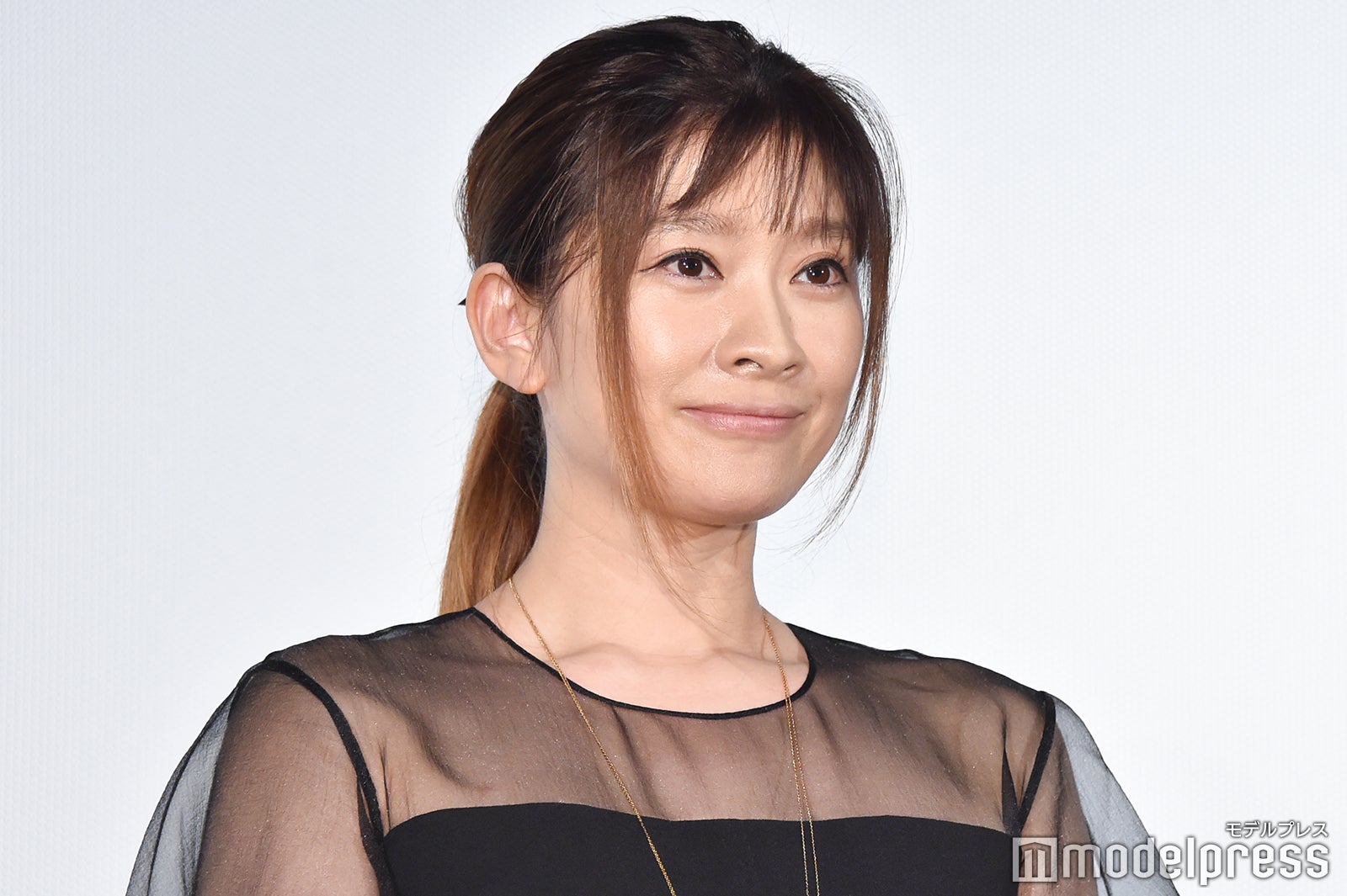 篠原涼子（C）モデルプレス