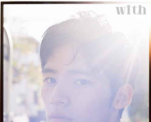 岡田健史、後光がさす“神ショット” 写真家も絶賛