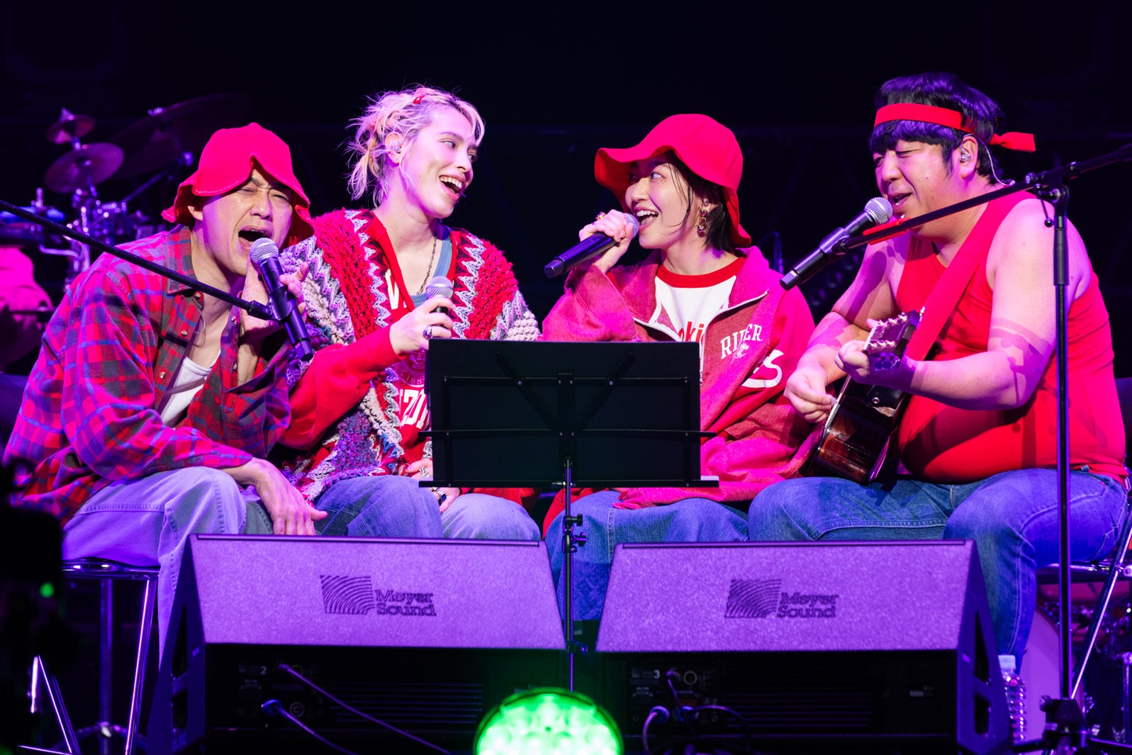 赤えんぴつ、chelmico「赤えんぴつ in 武道館」撮影：RyuyaAmao