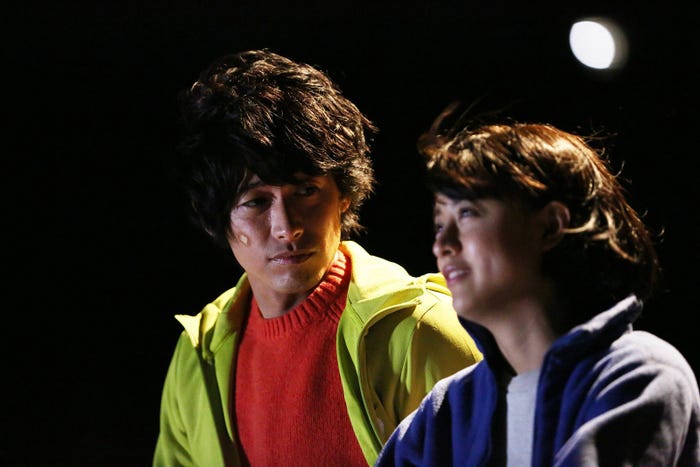 ディーン・フジオカ、山本美月/「モンテ・クリスト伯 ー華麗なる復讐ー」第1話より(C)フジテレビ