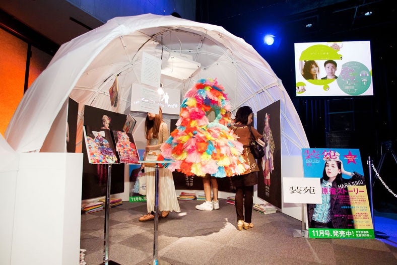 「ラフォーレファッションウィーク'11」より