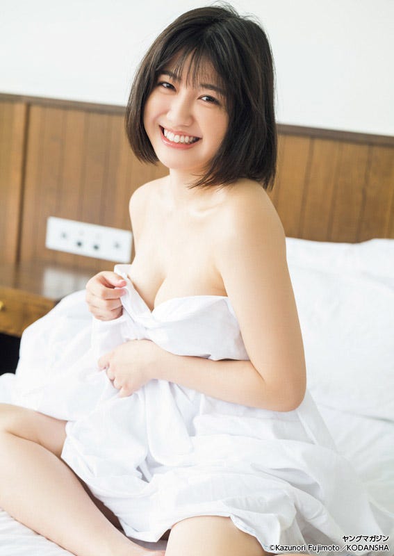 和泉芳怜/撮影:藤本和典(C)講談社
