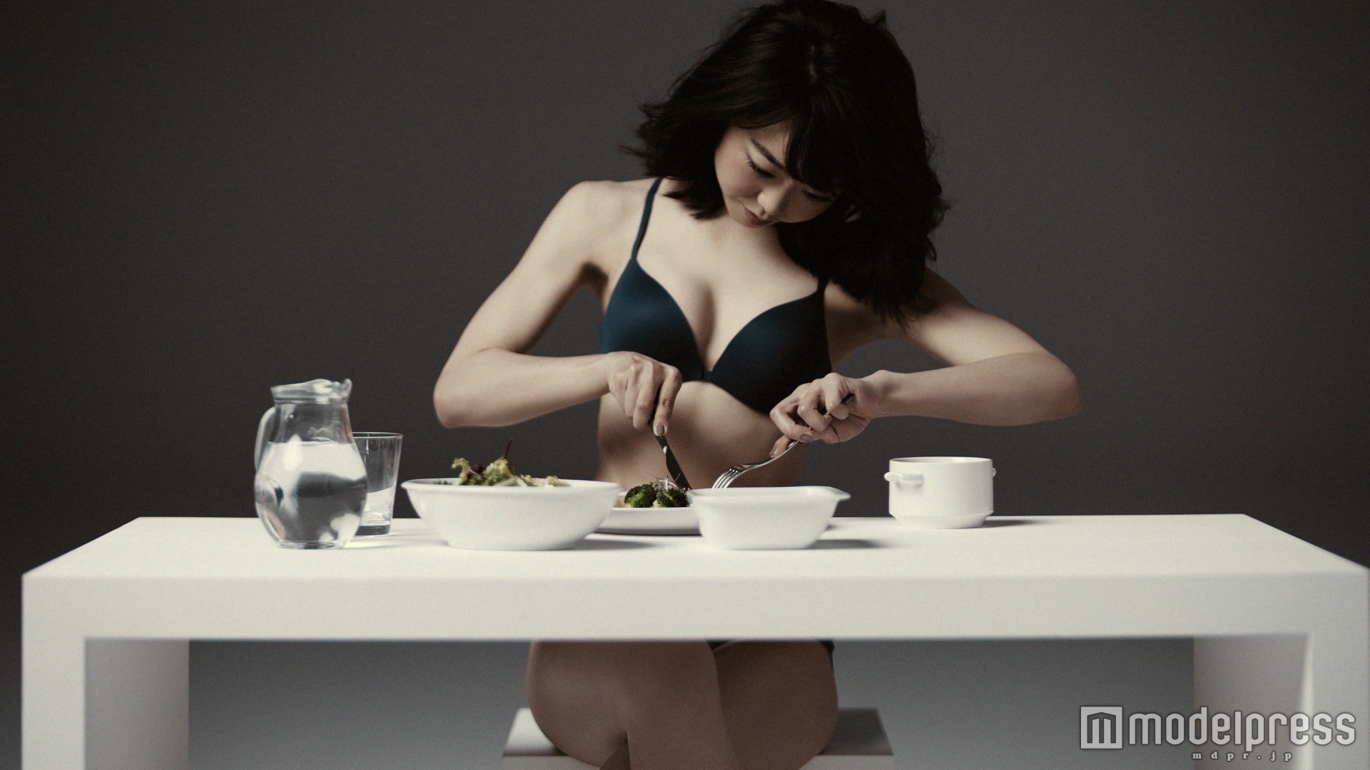 峯岸みなみ／新CMより