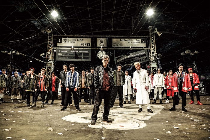 「HiGH&LOW THE MOVIE 2/END OF SKY」より(C)2017「HiGH&LOW」製作委員会