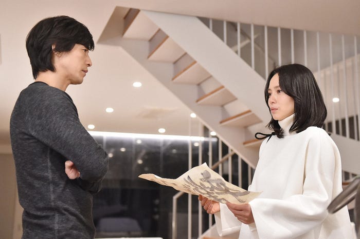 藤木直人、中谷美紀「私 結婚できないんじゃなくて、しないんです」第10話・場面カット(C)TBS
