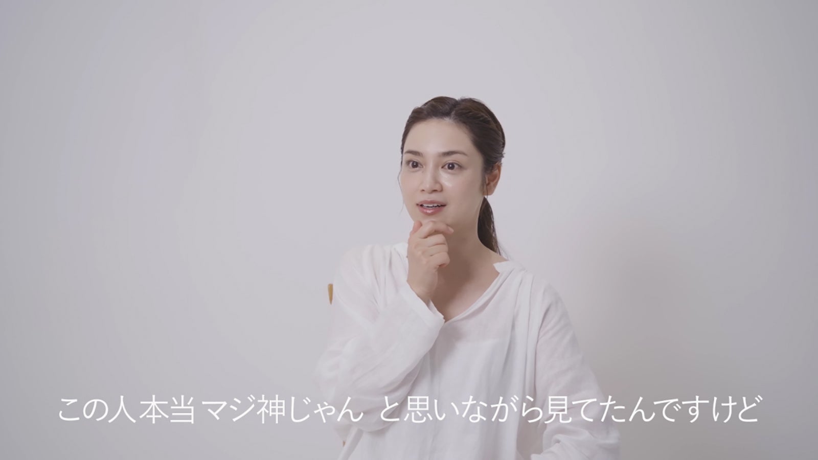 平愛梨／インタビュー動画キャプチャ （提供写真）