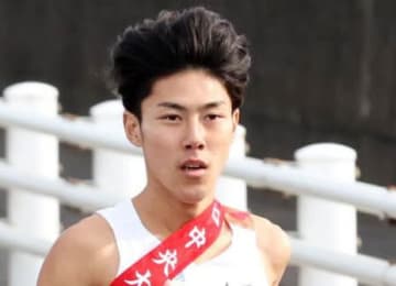 3連覇狙う青学大は復路変更なし 早大は3枚替え、中大は9区にエース吉居駿恭を投入 4分52秒差の駒大は8区に山川拓馬、アンカー10区に佐藤圭汰で歴史的大逆転に挑む