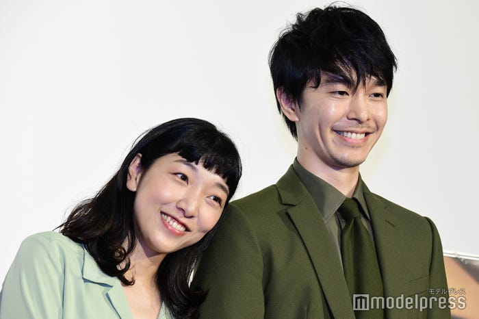 安藤サクラ、長谷川博己(C)モデルプレス