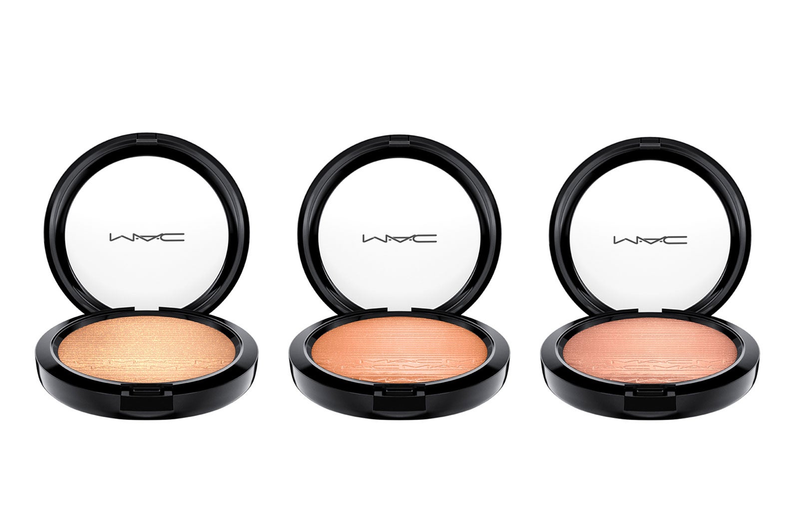 「エクストラ ディメンション スキンフィニッシュ」全3色／左から、オー,ダーリン、グロー ウィズ イット、スパーブ／画像提供：M･A･C