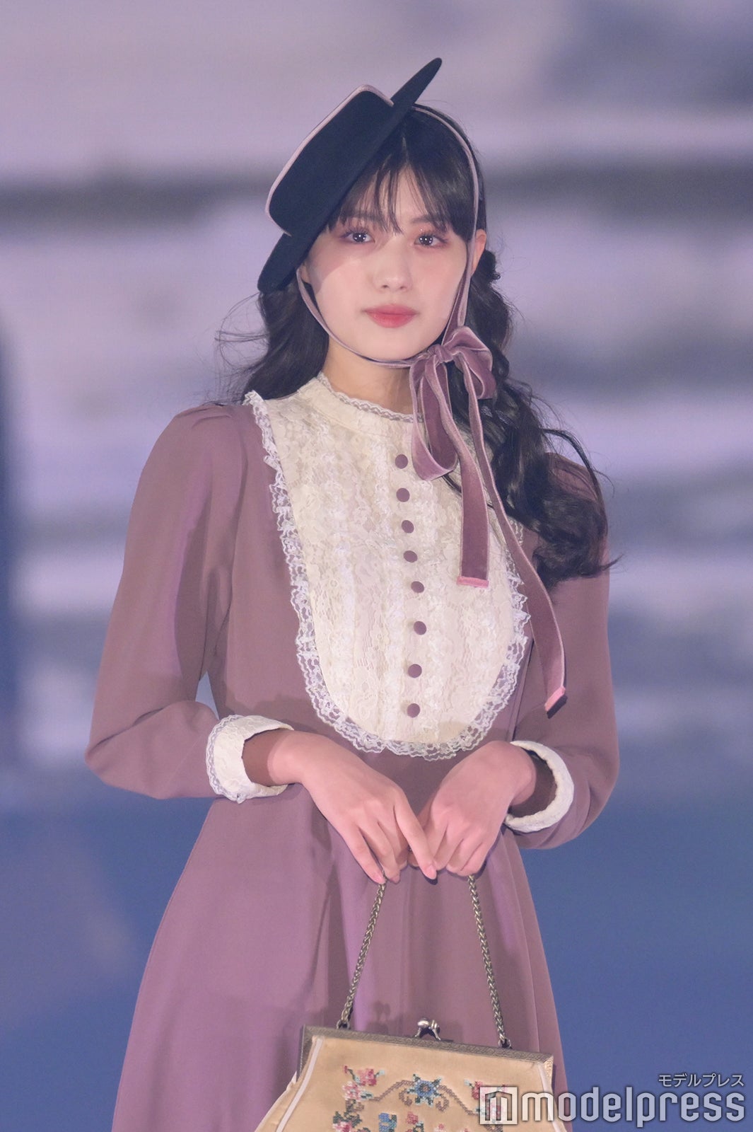 （C）モデルプレス