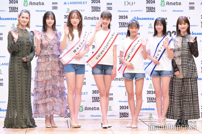 (左から)トラウデン直美、新川優愛、細川絹華さん、コバルチク花理愛さん、千原愛菜さん、森脇優花さん、平祐奈(C)モデルプレス