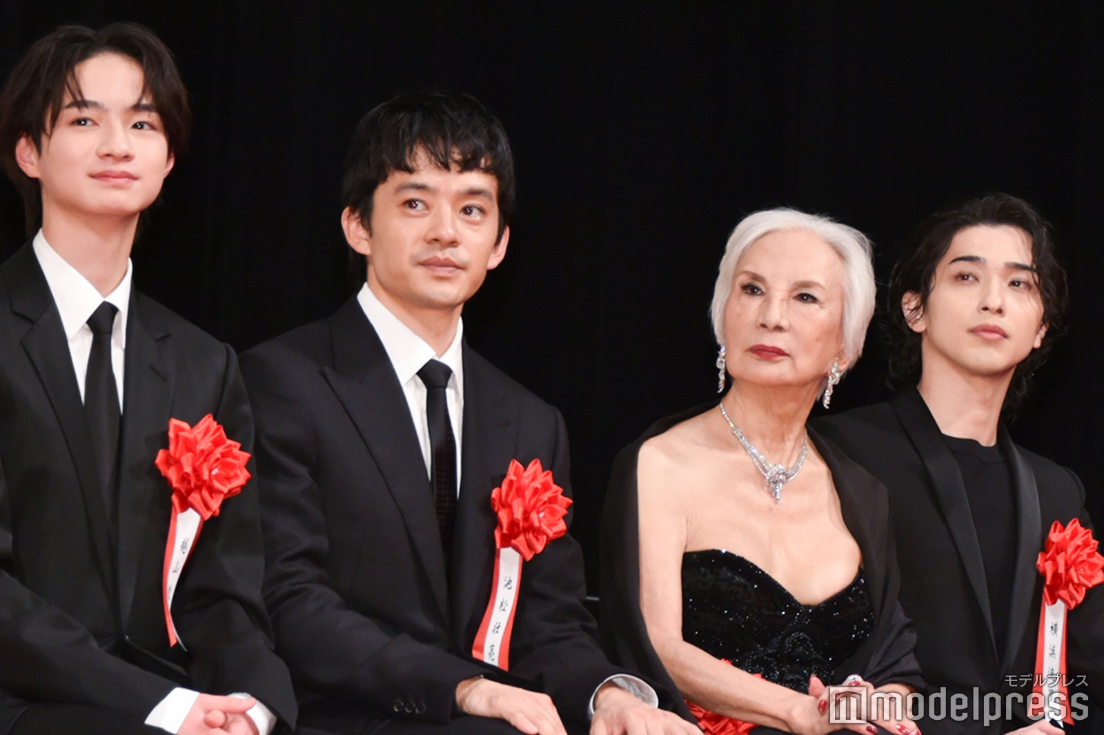 越山敬達、池松壮亮、カルーセル麻紀、横浜流星（C）モデルプレス