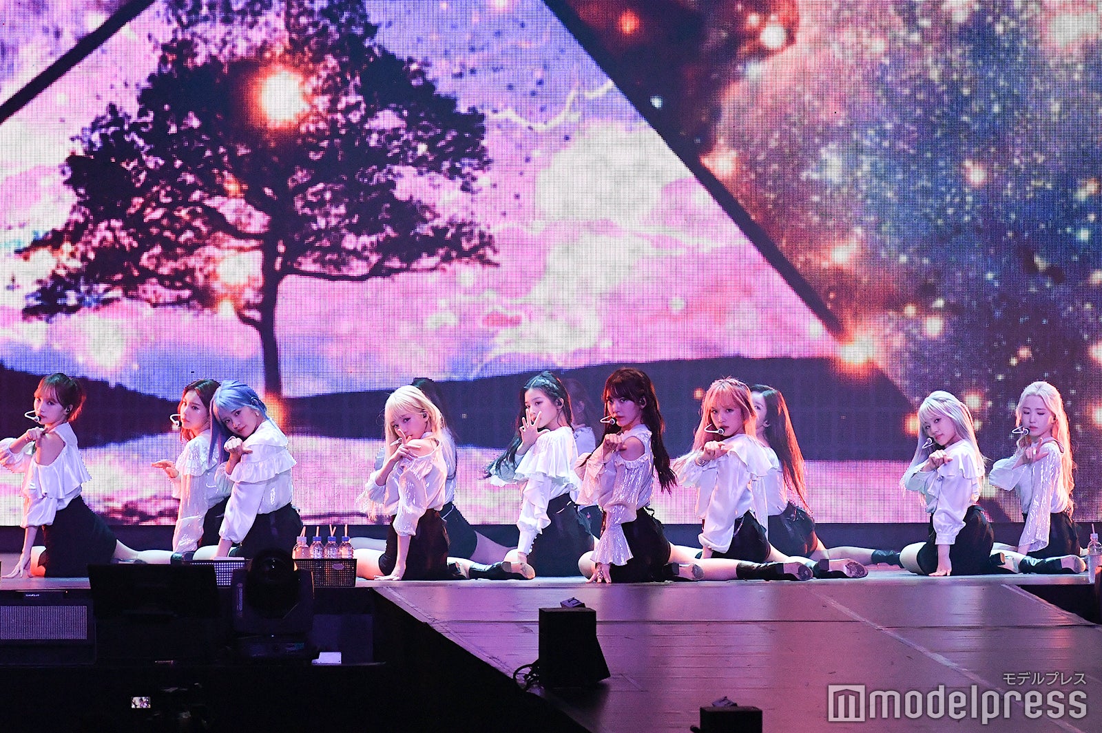 IZ*ONE （C）モデルプレス