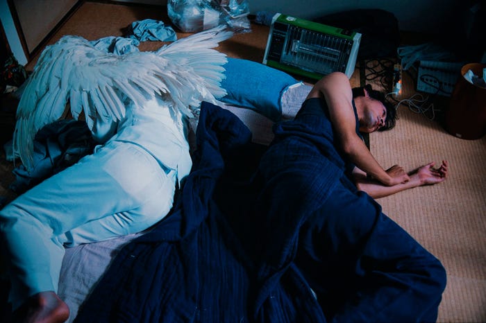 西村拓哉、上杉柊平(C)「ワンルームエンジェル」製作委員会・MBS