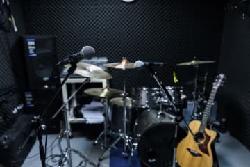 FLYING KIDS Elliが卒業、SWING-Oが休業と発表