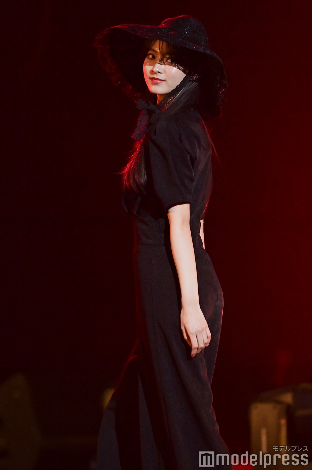 （C）モデルプレス