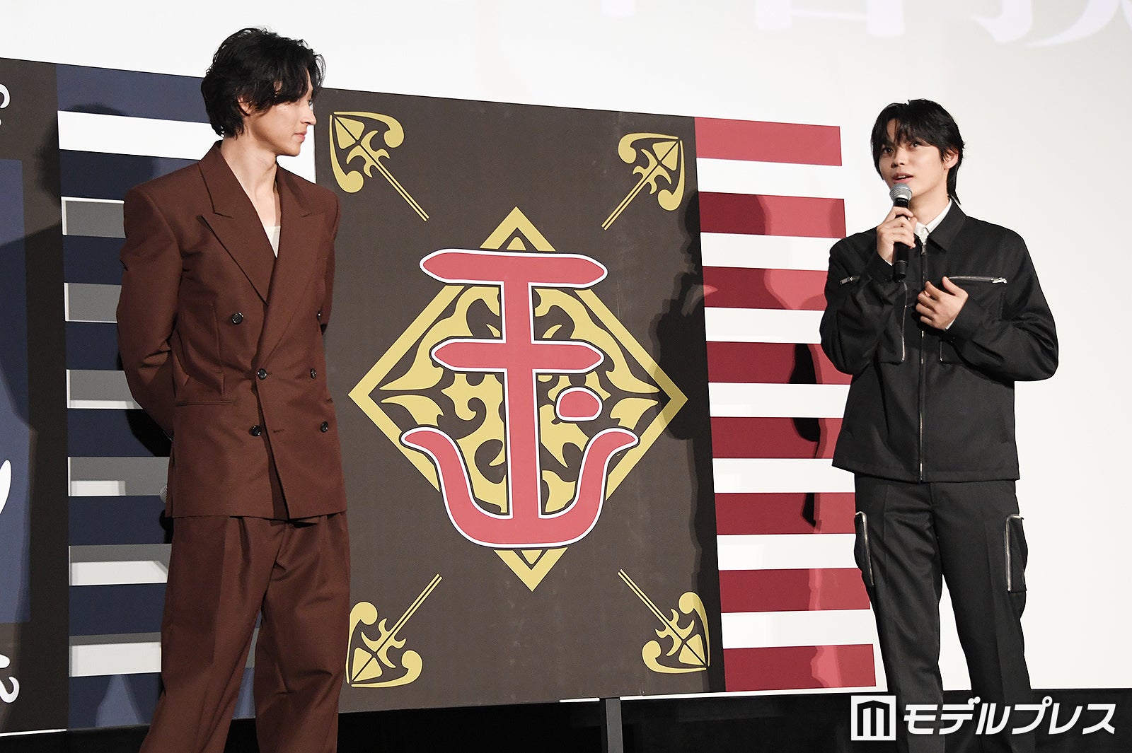 山崎賢人、神尾楓珠（C）モデルプレス