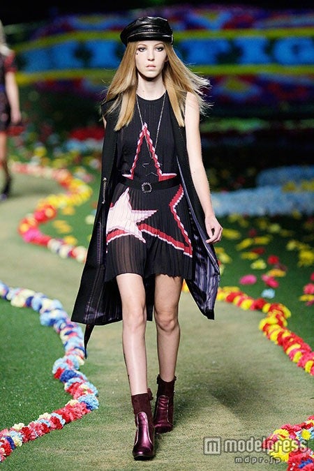 「トミー ヒルフィガー（TOMMY HILFIGER）」2015年春夏コレクション