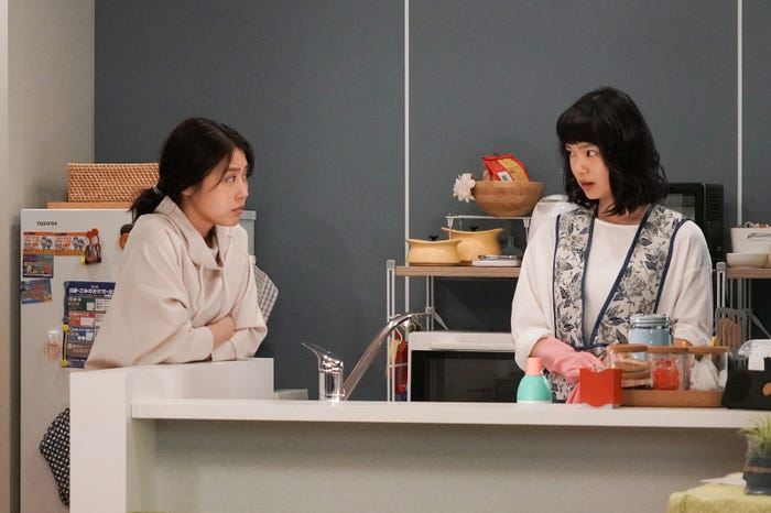 有村架純、古川琴音 「コントが始まる」第5話より(C)日本テレビ