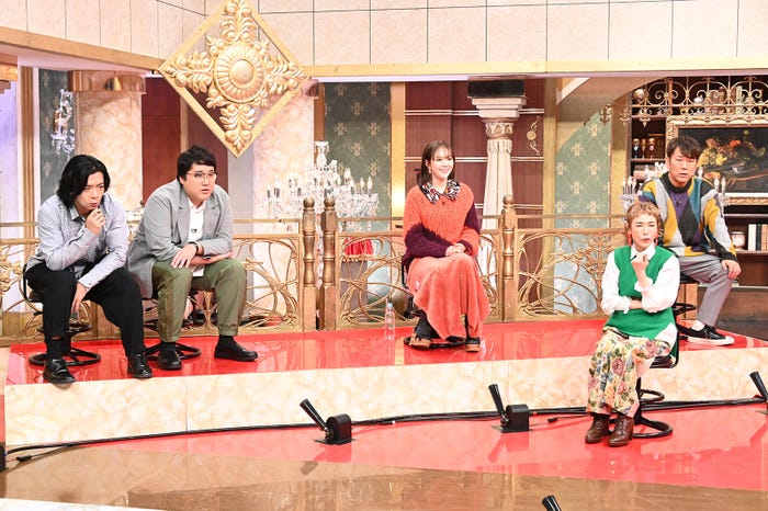 (左から)野田クリスタル、村上、村重杏奈、久本雅美、藤本敏史(C)日本テレビ
