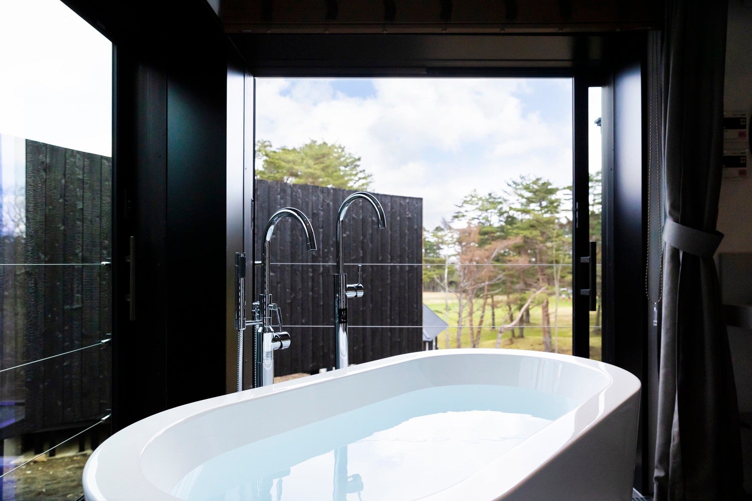 ザ センス フジ／画像提供：プラットフォーム