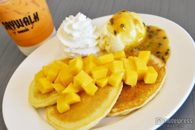 濃厚マンゴーパンケーキがワンコインで コスパ抜群なタイのお洒落カフェ