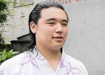 豊昇龍のいとこ、朝青龍のおいが勝ち越し決める、天狼星「落ち着いていたのが良かった」【大相撲】
