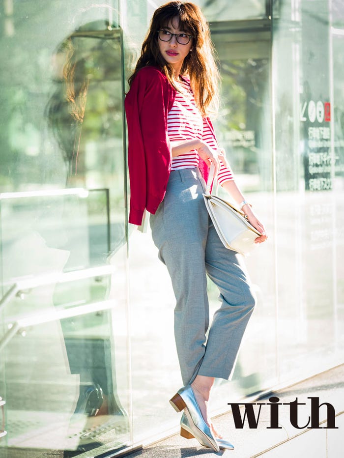 とにかくはきやすいからアンクル丈パンツは複数買いすべき(画像提供:講談社)