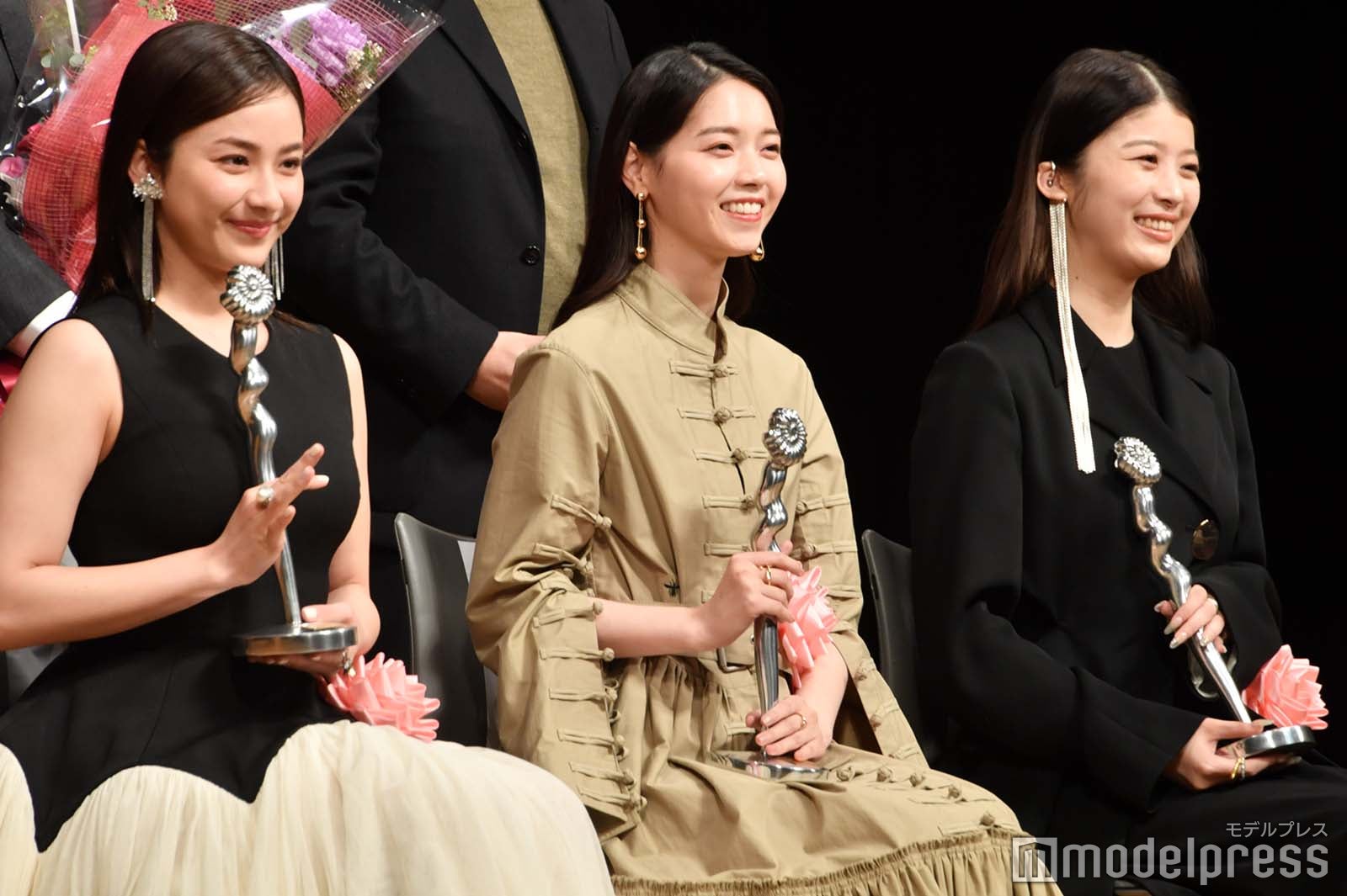 平祐奈、西野七瀬、馬場ふみか （C）モデルプレス