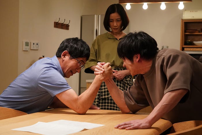 野間口徹、原田知世、田中圭 (C)日本テレビ