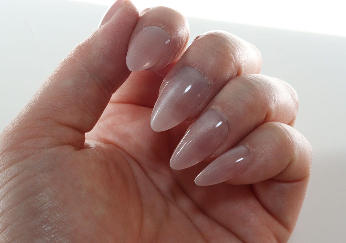 ダイソーのネイルチップ（MN－1、12枚）の使用例