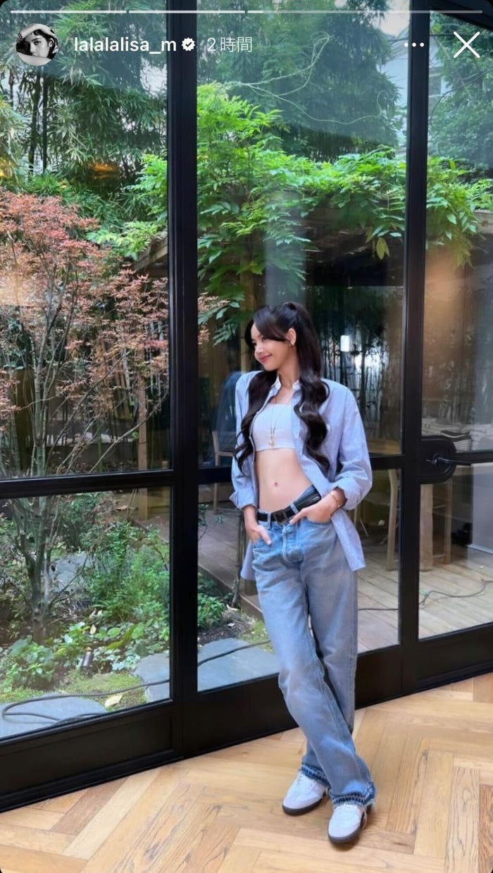 リサInstagramより