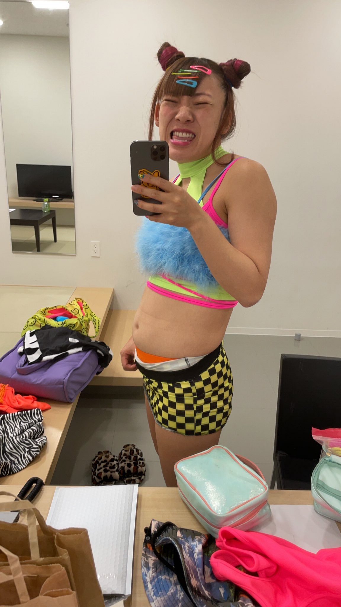 フワちゃん、体重6キロ増を告白 ぽっこりお腹も公開