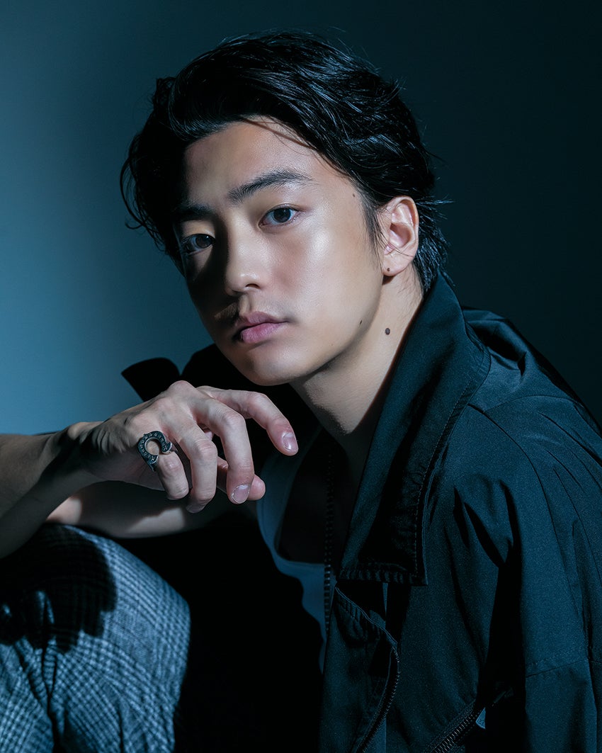 伊藤健太郎、復帰後初のメンズファッション誌で表紙抜擢　胸に秘めた新たな決意語る