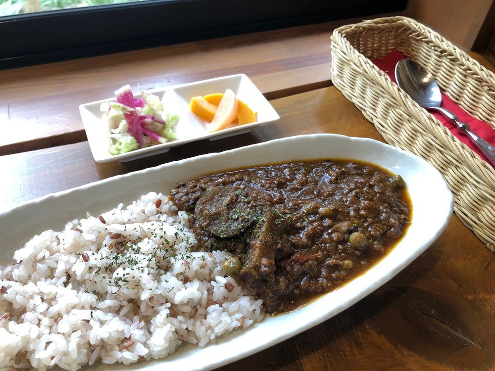 あめ色たまねぎのキーマカレー／画像提供：史跡の駅 おたカフェ