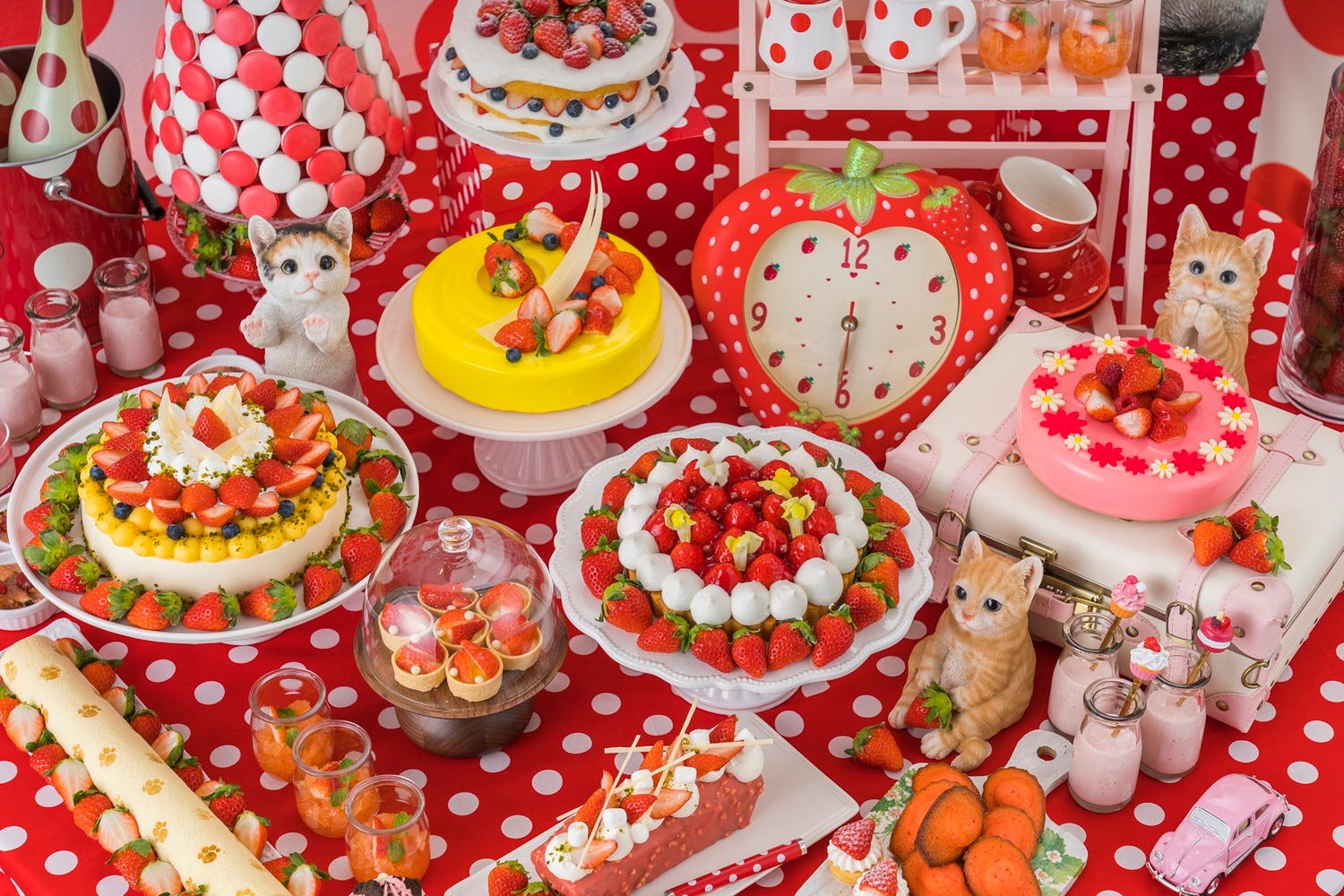 ヒルトン広島で“水玉&猫”いちごスイーツビュッフェ「ポルカドット・ストロベリーCATS」開催