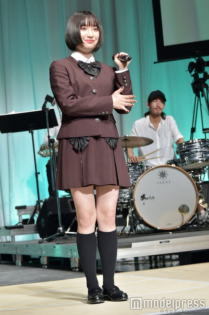 吉田凜音(C)モデルプレス