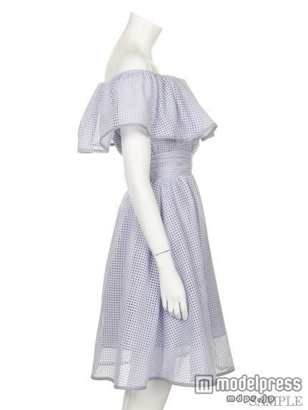 オフショルパフワンピース「snidel」18,360円(税込)