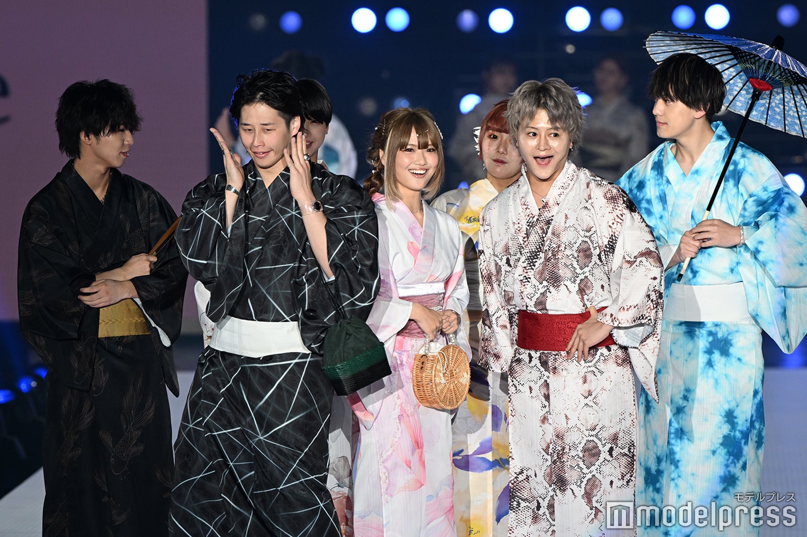 （C）モデルプレス