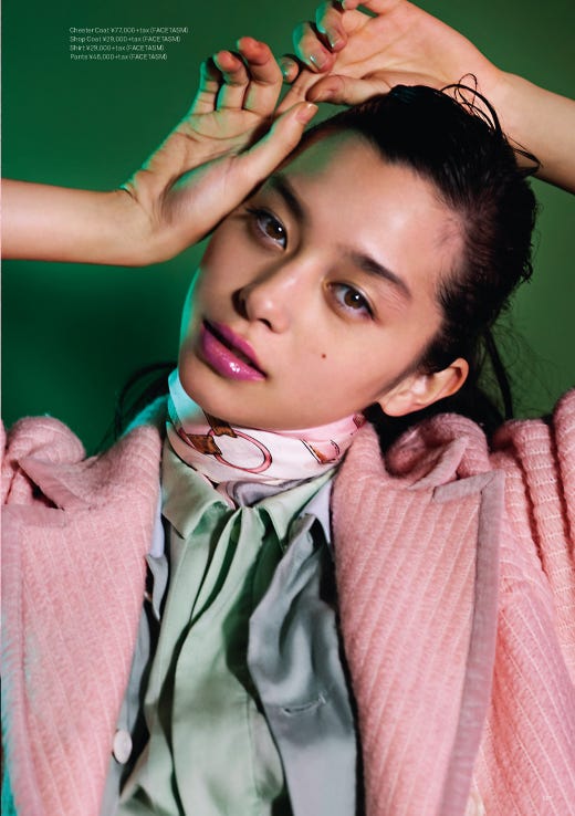 中条あやみ/「Mgirl2016-17AW」より(画像提供:MATOI PUBLISHING inc.)