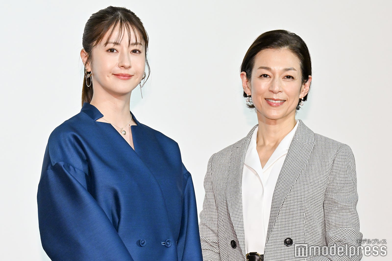 松本若菜、鈴木保奈美（C）モデルプレス